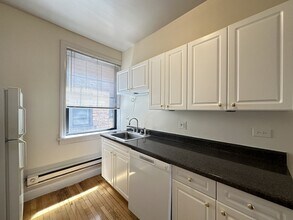 1318 Oak Ave in Evanston, IL - Building Photo - Building Photo