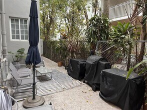 1551 West Ave in Miami Beach, FL - Foto de edificio - Building Photo