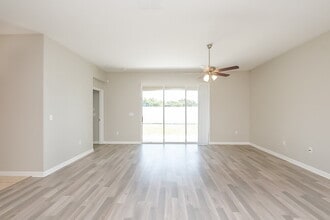 1309 Oak Pond St in Ruskin, FL - Building Photo - Building Photo