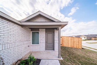 6851 Eastern Cottonwood Ln in Katy, TX - Building Photo - Building Photo