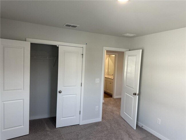 3140 Westgate Park Dr in Loganville, GA - Building Photo - Building Photo