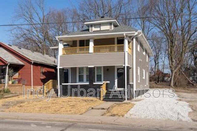 property at 646 W 30th St