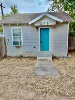5317 Aurora Dr in Austin, TX - Building Photo