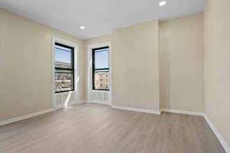 170 Washington Ave in Albany, NY - Building Photo - Building Photo