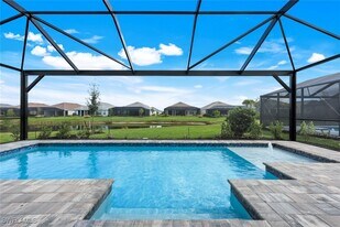 15804 Derna St in Naples, FL - Building Photo