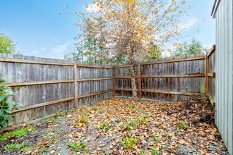 1201 E Fir St in Mount Vernon, WA - Building Photo - Building Photo