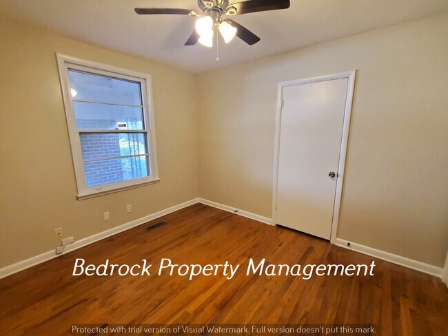 3801 Lakewood Dr NW in Huntsville, AL - Building Photo - Building Photo