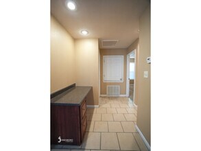 1616 Latourette Ln in Jonesboro, AR - Building Photo - Building Photo