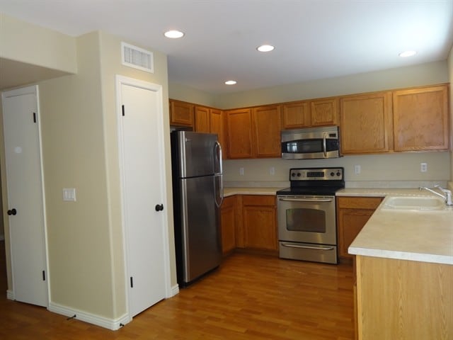 3501 N 106th Ln in Avondale, AZ - Foto de edificio - Building Photo