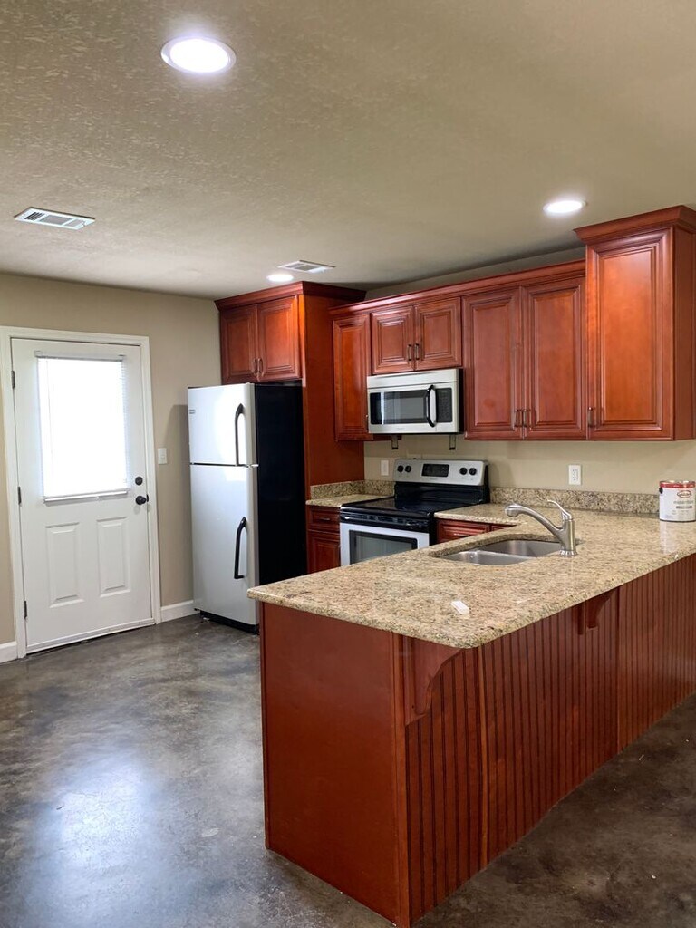 105 Cody Ln Rentals in Brookland, AR