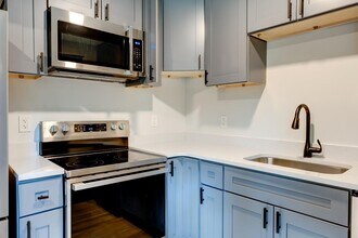 2436 Belvedere Ave in Knoxville, TN - Building Photo - Building Photo