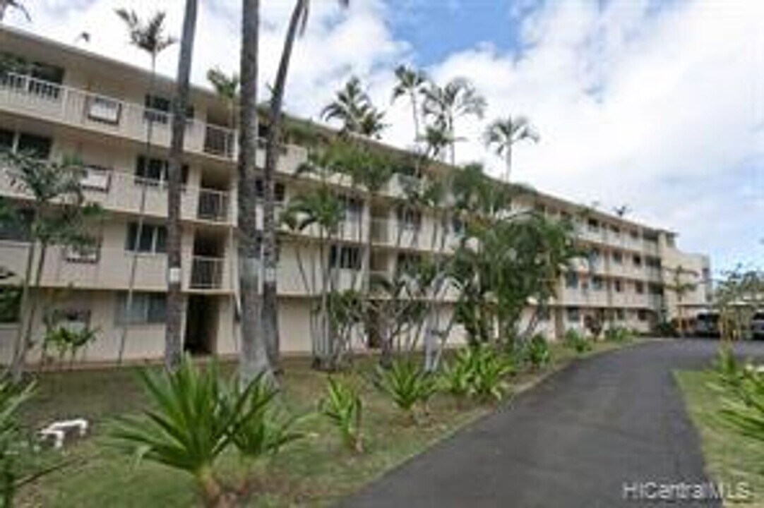 85-175-175 Farrington Hwy in Waianae, HI - Building Photo