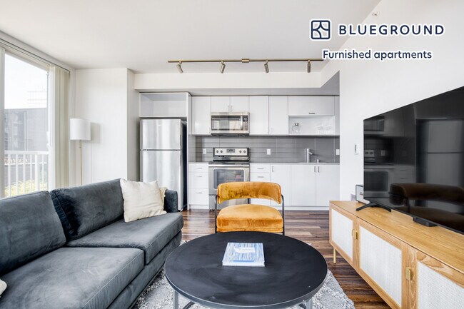 12258 NE 12th Ln-Unit -FL4-ID154 in Bellevue, WA - Foto de edificio - Building Photo