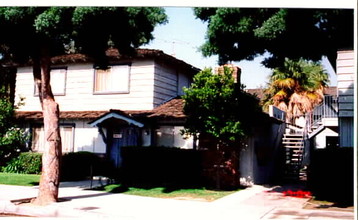 130 S Pritchard Ave in Fullerton, CA - Building Photo - Building Photo