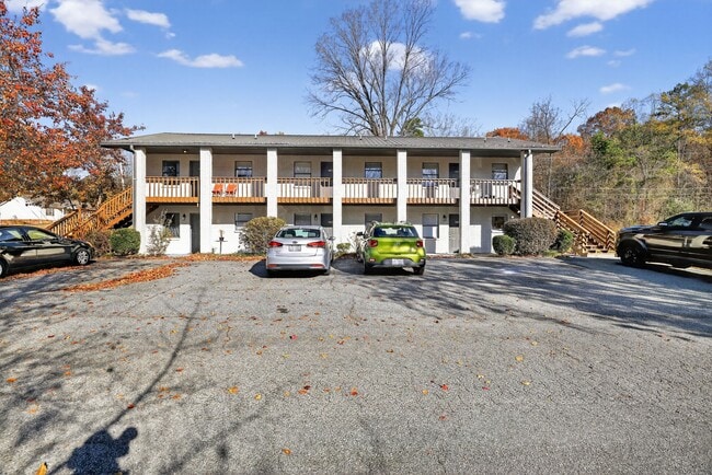 105 Bay Meadow Ct, Unit 105