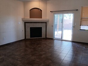 9224 Lower Meadow Ave SW in Albuquerque, NM - Building Photo - Building Photo