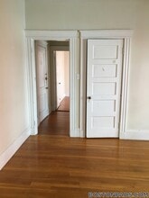 208 Winthrop Rd in Brookline, MA - Foto de edificio - Building Photo