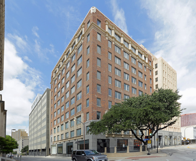 Lone Star Gas Lofts - Phase One in Dallas, TX - Building Photo - Building Photo