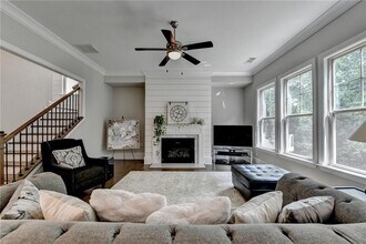 121 Spur Ln in Alpharetta, GA - Building Photo - Building Photo