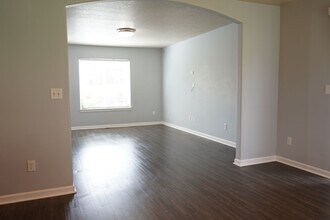 4316 NE 58th Cir in Vancouver, WA - Foto de edificio - Building Photo