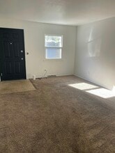 4161 W Ridge Rd in Erie, PA - Building Photo - Building Photo