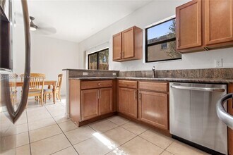 15460 SW 119th St in Miami, FL - Building Photo - Building Photo