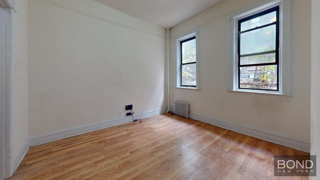 property at 165 E 87th St