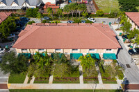 Town Square & Oak Landing Townhouses in Davie, FL - Building Photo - Building Photo