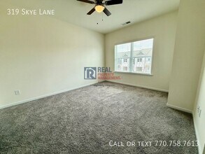 319 Skye Ln in Cartersville, GA - Building Photo - Building Photo