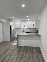 34825 Cutoff Rd in Fruitland Park, FL - Building Photo - Building Photo