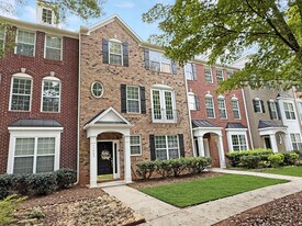 11263 Musette Cir in Alpharetta, GA - Building Photo