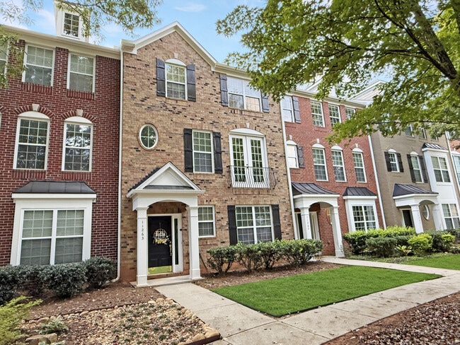 11263 Musette Cir