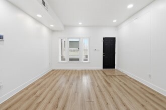 2542 HARFORD Rd in Baltimore, MD - Foto de edificio - Building Photo