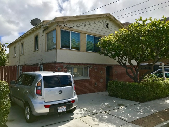 18 Silva Ave in Millbrae, CA - Building Photo - Other