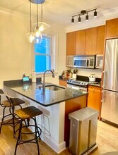 1121 24th St NW, Unit 105 in Washington, DC - Building Photo - Building Photo