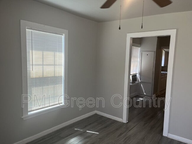219 N Bristow Ave in Coweta, OK - Building Photo - Building Photo