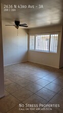 2636 N 43rd Ave in Phoenix, AZ - Foto de edificio - Building Photo