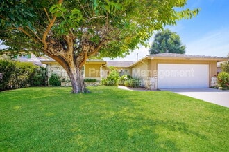 5155 Harriett Cir in Riverside, CA - Building Photo - Building Photo