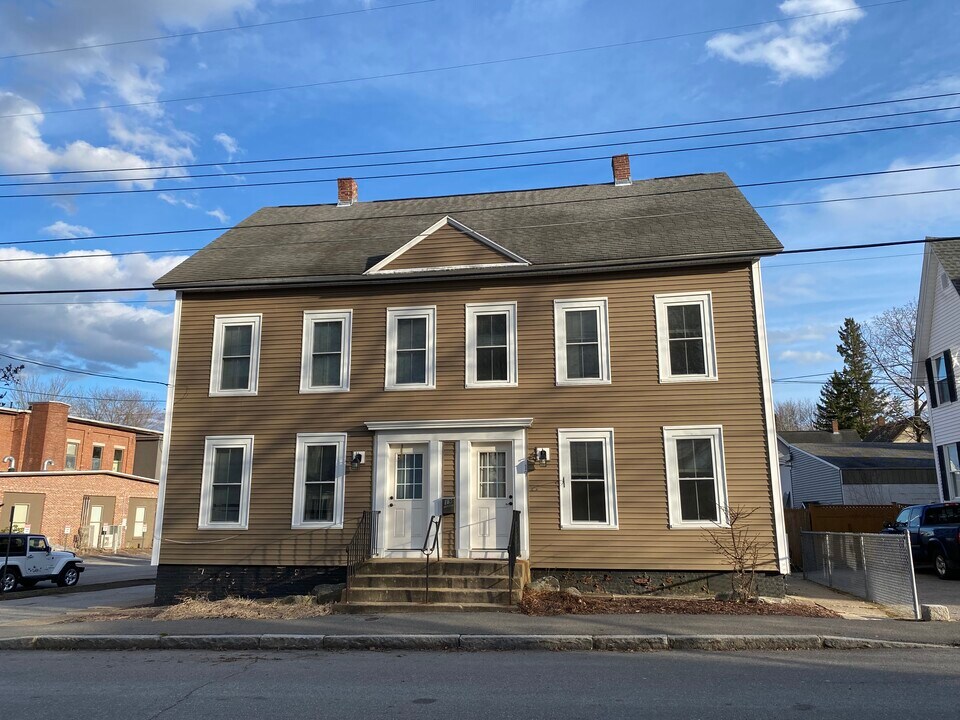 19 Tremont St in Concord, NH - Building Photo
