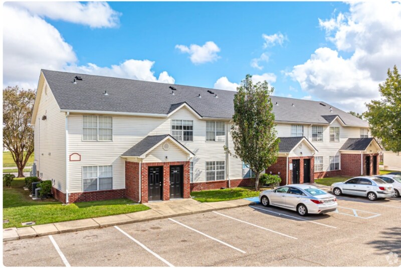 2121 Lobdell Blvd in Baton Rouge, LA - Building Photo