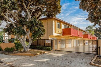 1351 Holly Ave in Imperial Beach, CA - Building Photo - Building Photo