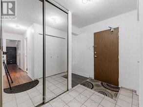 20-120 Sunrise Ave in Toronto, ON - Building Photo - Building Photo