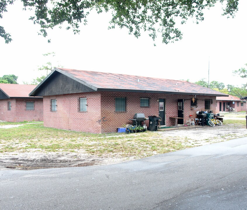 1817-1821 NW 9th St in Fort Lauderdale, FL - Foto de edificio