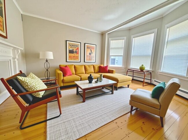 property at 194 Boylston St