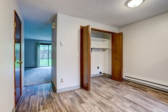 3982 SE 174th Ave in Portland, OR - Building Photo - Building Photo
