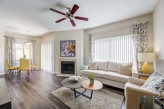 Tresa at Arrowhead Apartment Homes in Glendale, AZ - Building Photo - Building Photo