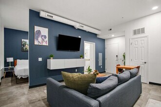 209 9th St in Pittsburgh, PA - Building Photo - Building Photo