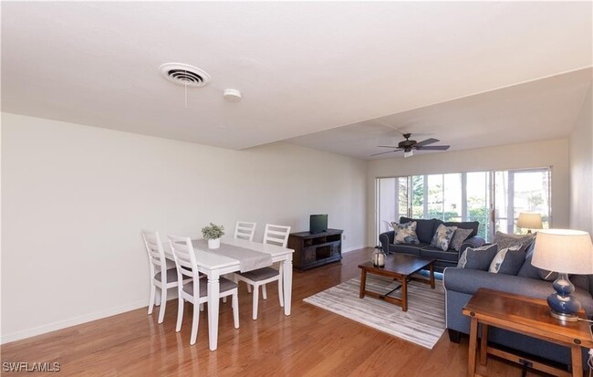 property at 2064 Alamanda Dr