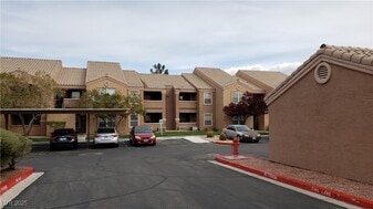 8101 W Flamingo Rd in Las Vegas, NV - Building Photo