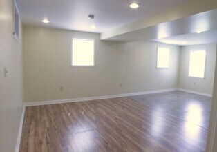 4201 S 52nd St in Lincoln, NE - Building Photo - Building Photo